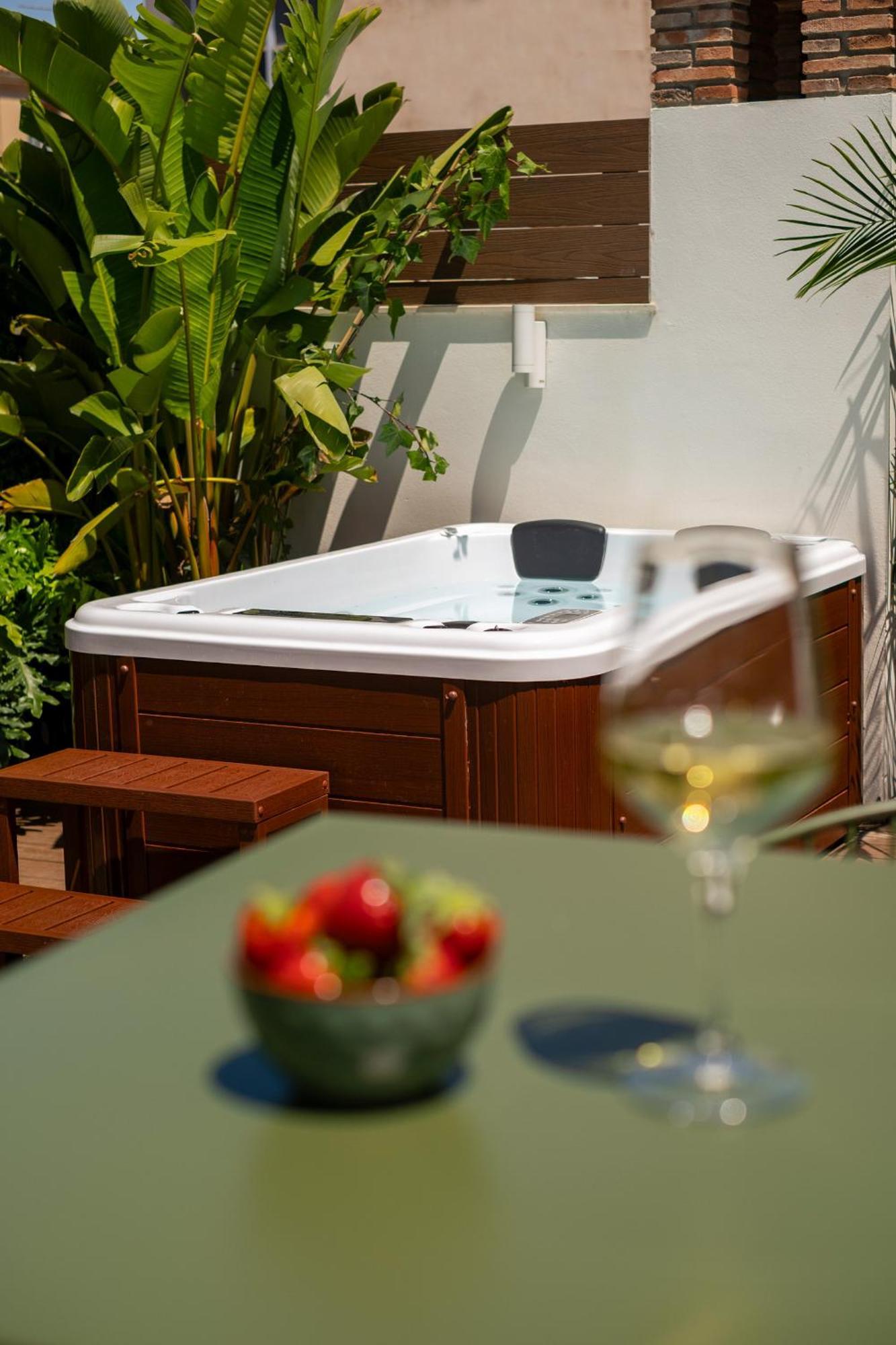 Coeo Fresca Design Apartments Málaga Kültér fotó